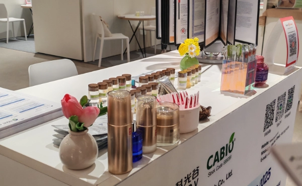 ¡CASOV participó exitosamente en in-cosmetics Korea 2025!